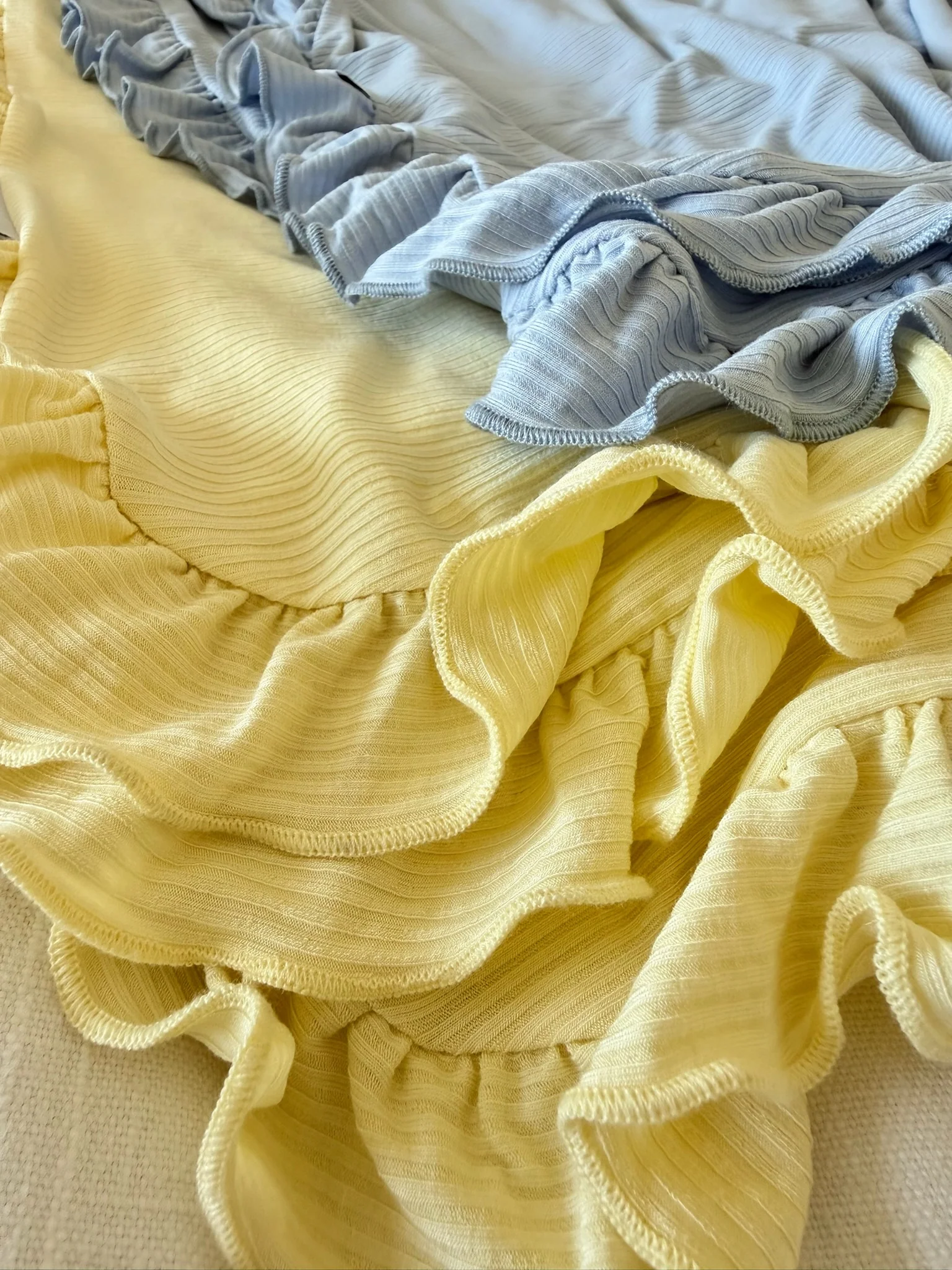butter / ruffle - Image 3
