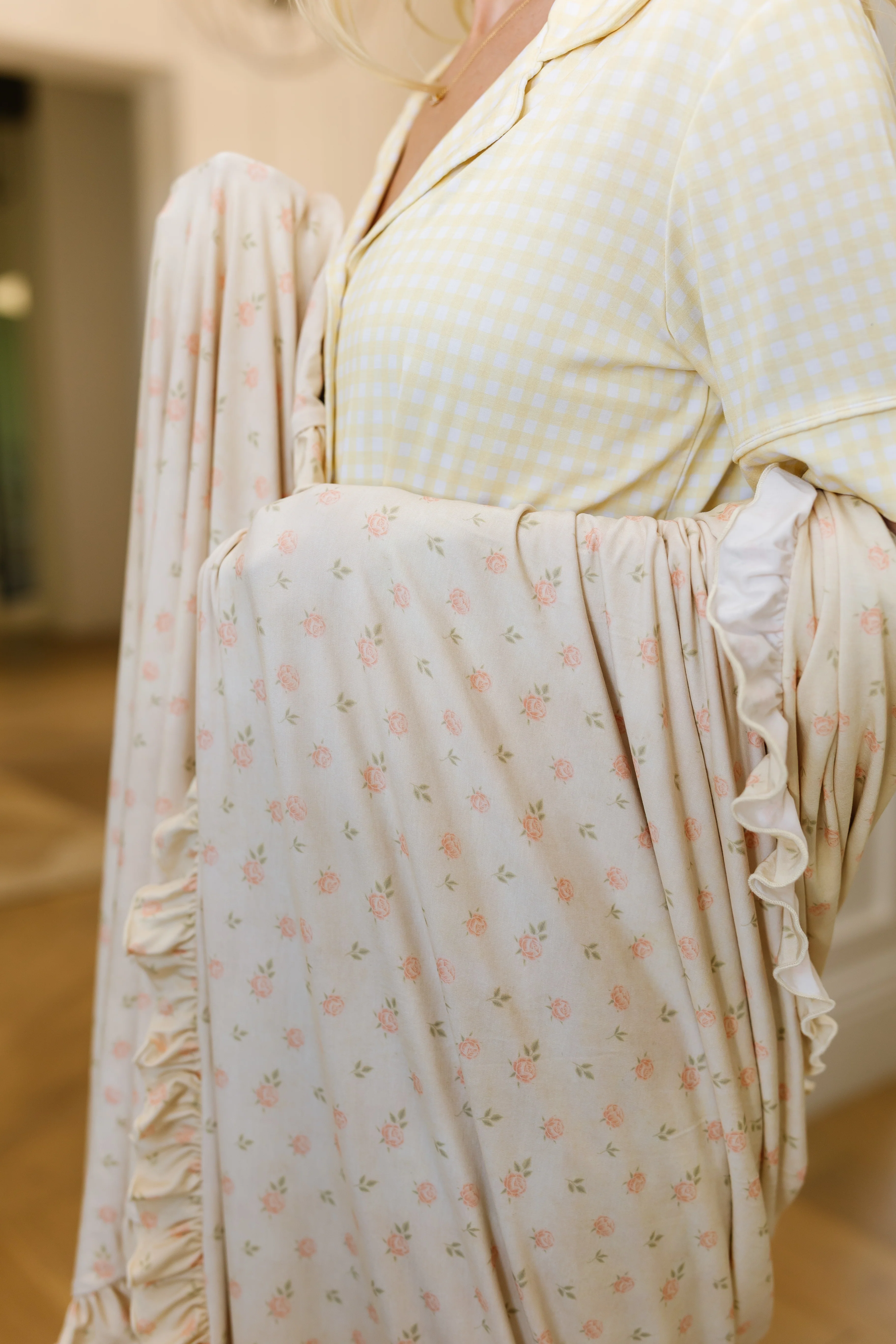 petal / ruffle - Image 5